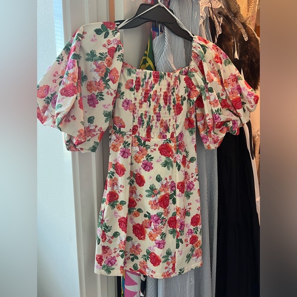 NWT Zara Caroline Floral Puff Sleeve mini dress - Picture 5 of 5